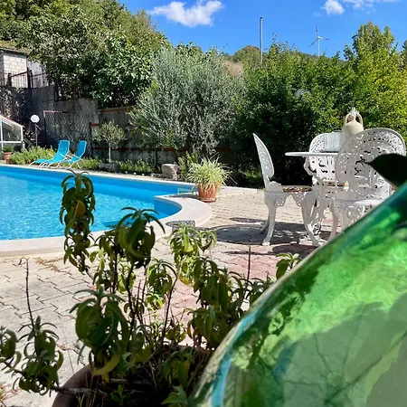 Luxury Private Mountain With Pool & Beautiful Views In Puglia * Roseto Valfortore