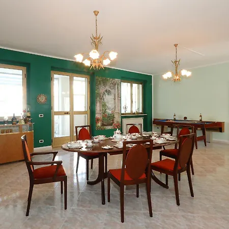 Luxury Mountain With Pool & Beautiful Views In Puglia * Roseto Valfortore
