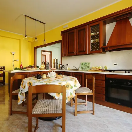 Luxury Mountain With Pool & Beautiful Views In Puglia *