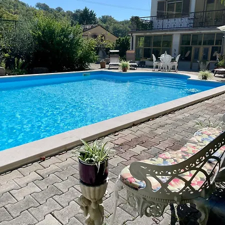Luxury Mountain With Pool & Beautiful Views In Puglia Villa *